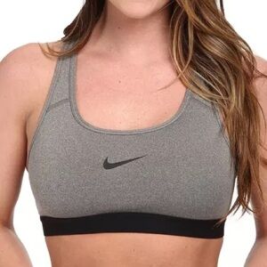 Nike Pro Swoosh Classic Sports Bra